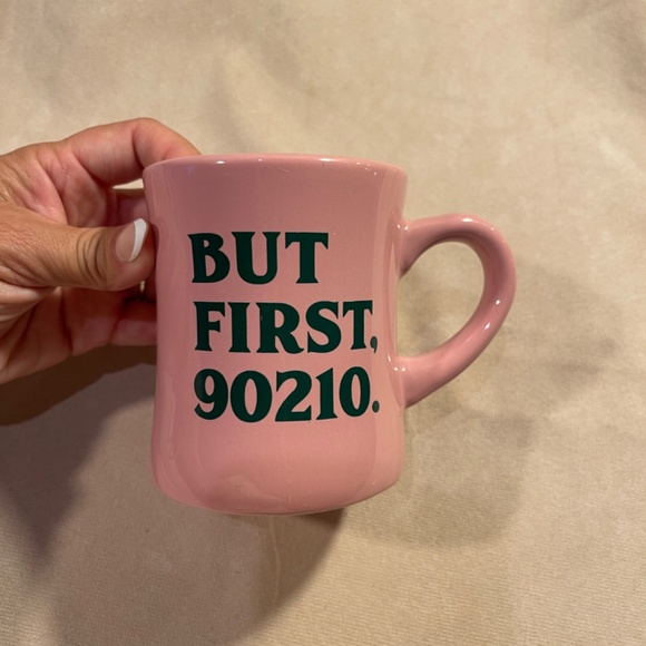 Alfred Pink Ceramic Mug - Picture 3 of 6